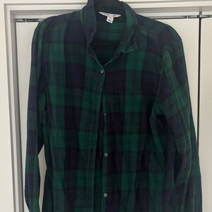 Old Navy Men's Green and Navy Plaid Shirt